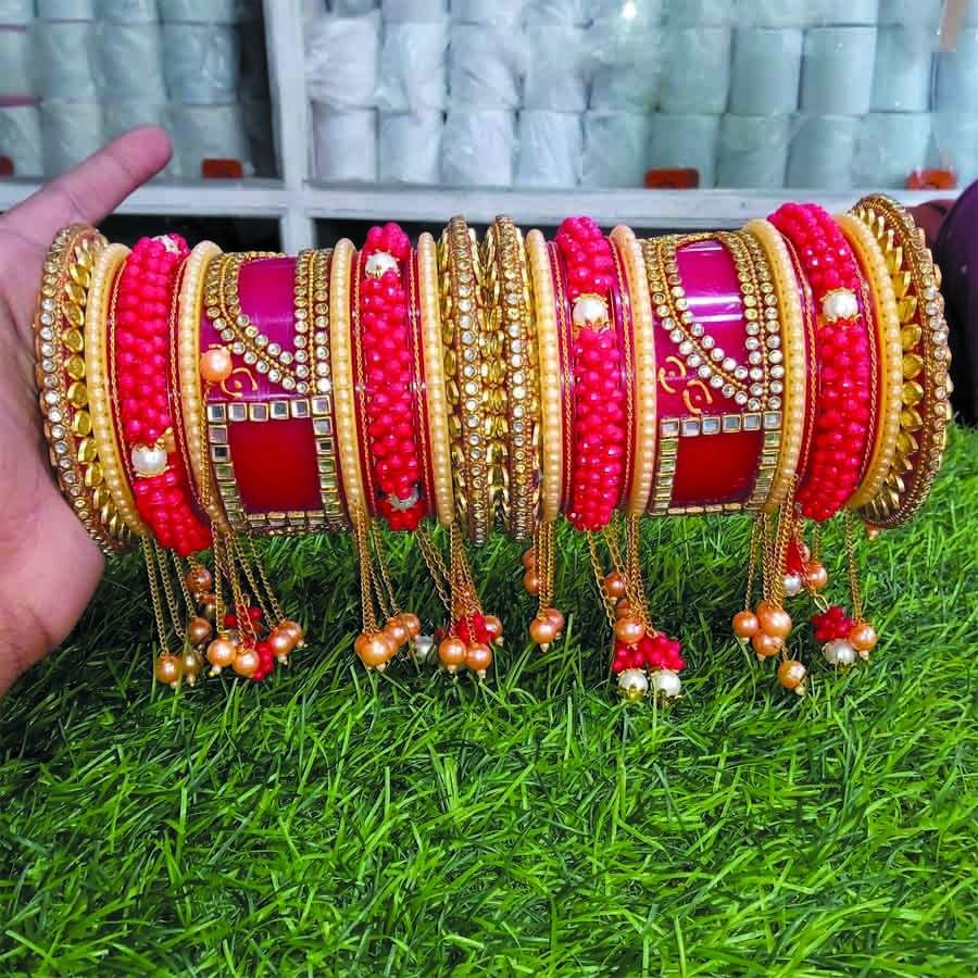 customized chura with photo and name